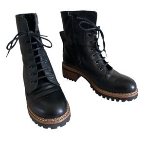 Bertuchi Pebbled Leather Lug Heeled Combat Boots Size 38